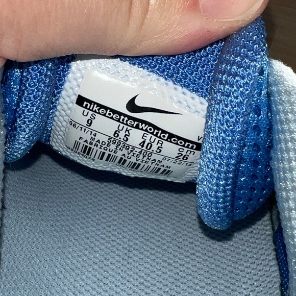 Woman's Nike Air Pegasus 30 Athletic Shoes - Size 9 - Picture 6 of 7